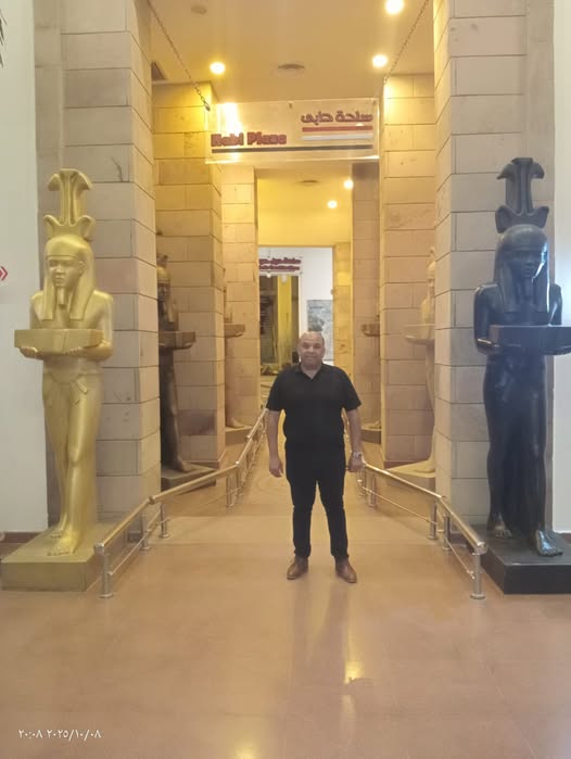 محلل مالى بوكالة ناسا يزور المركز الثقافي الافريقي