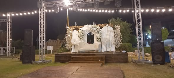 تجهيزات فرح الخميس بالمركز الثقافي الإفريقي بجوار كافتيريا المتحف