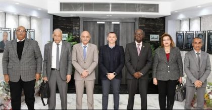 وفد الهيئة العامة للسد العالي يهنئ المحافظ الجديد